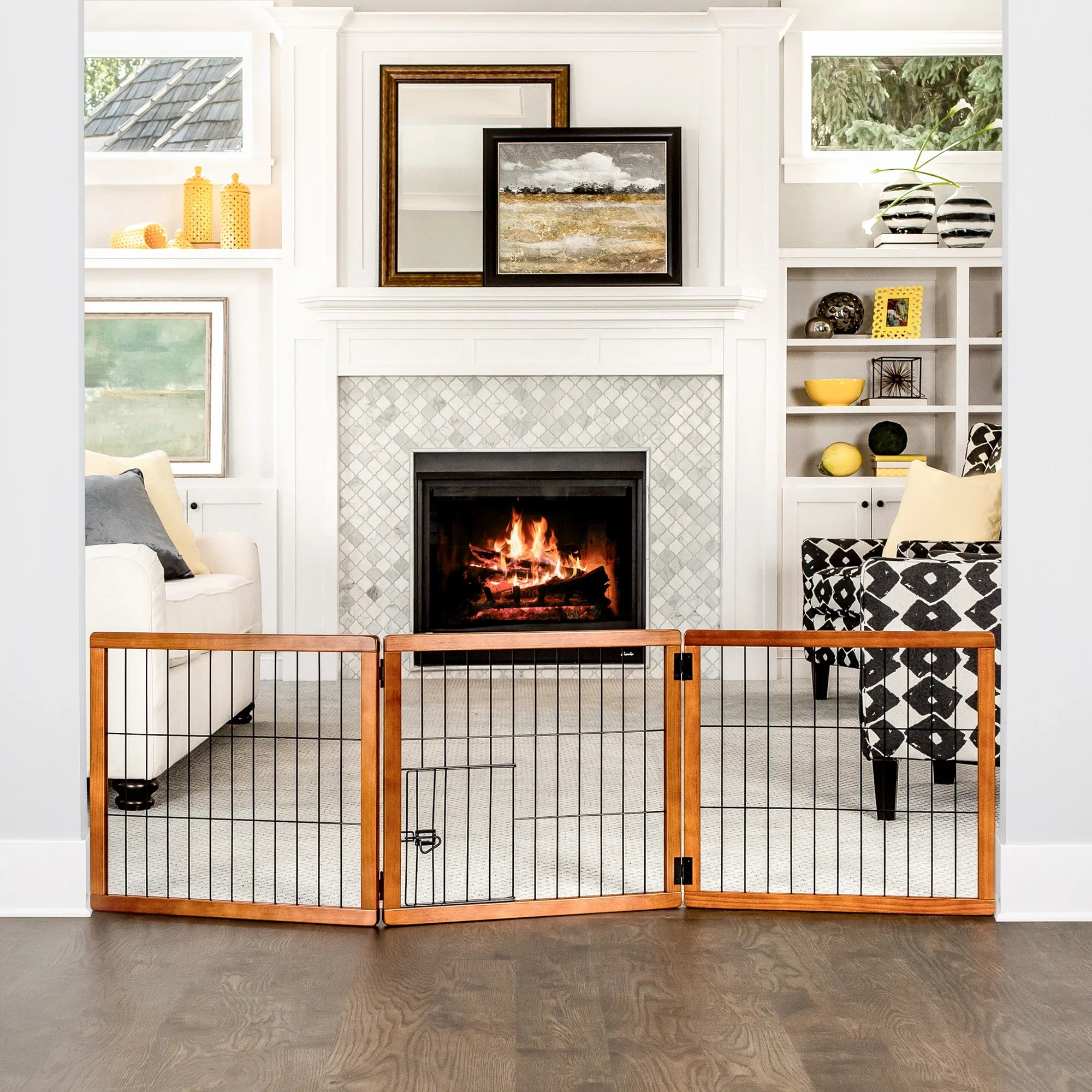 Design Paw Three-Panel Wooden Pet Gate